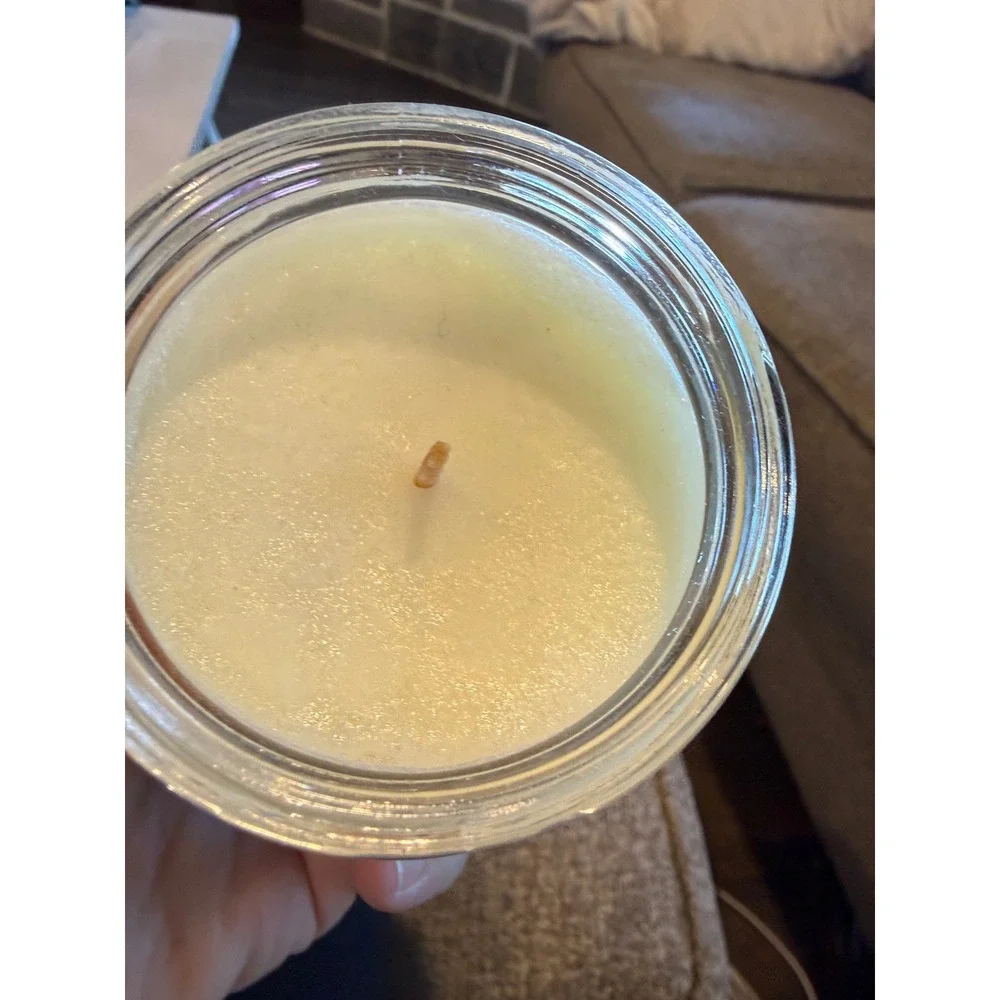 NEW Bath Body Works Leaves Scented Candle‎ Essential Oils Jar 7 oz Autumn Fall - Picture 5 of 5